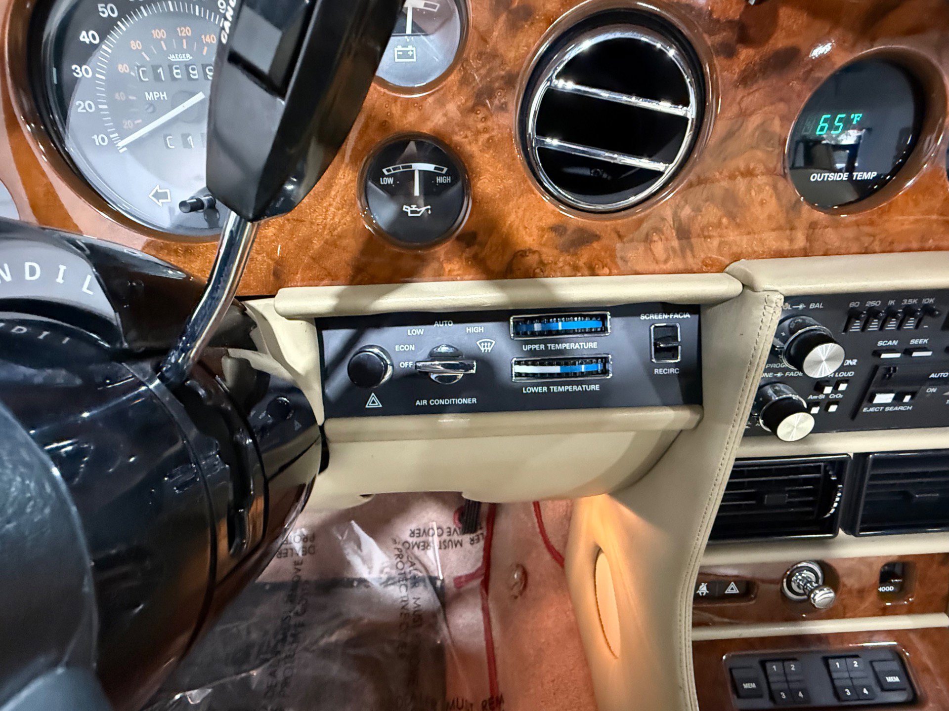 Used 1988 Rolls-Royce Corniche II image 39