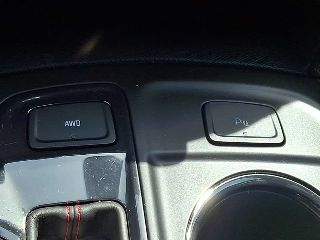 Used 2022 Chevrolet Equinox RS w/ LPO, Floor Liner Package AWD/4WD image 24