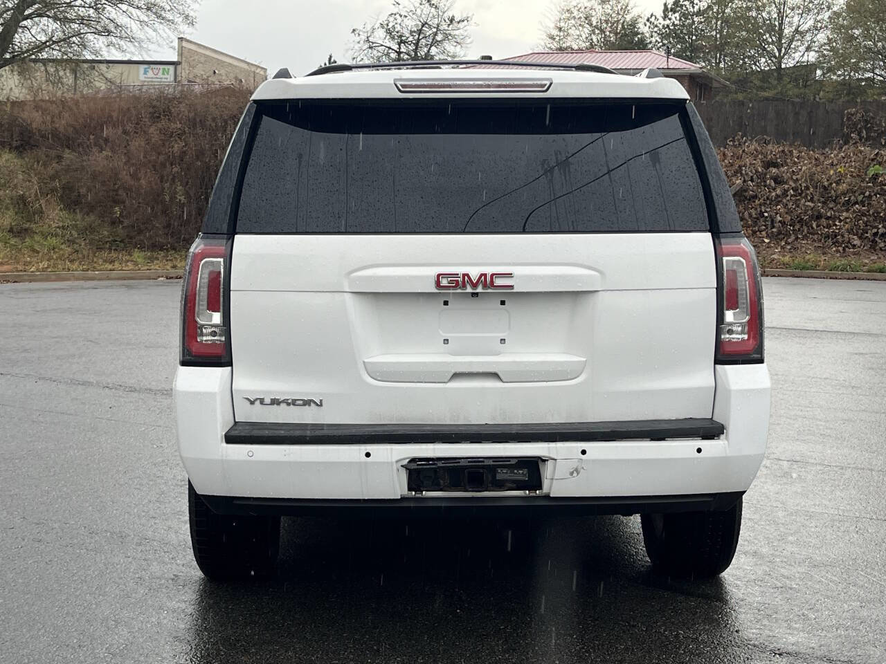 Used 2015 GMC Yukon SLE image 5