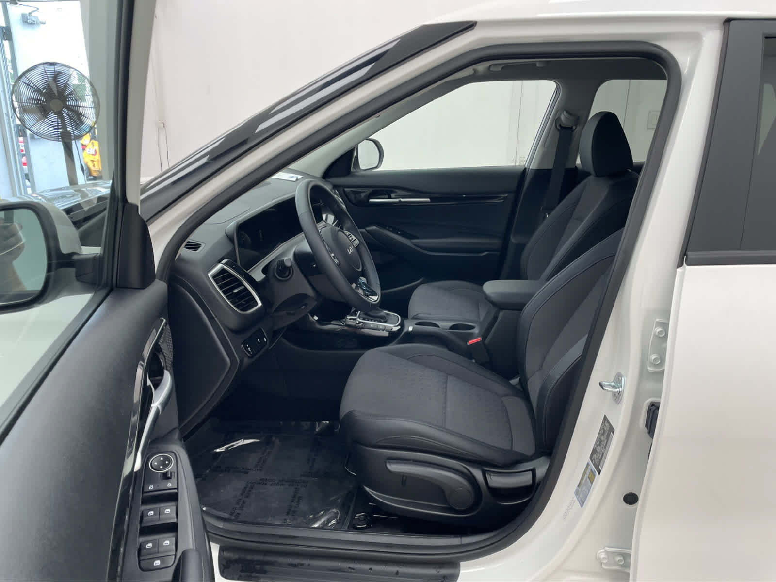 Used 2026 Kia Seltos S AWD/4WD image 8