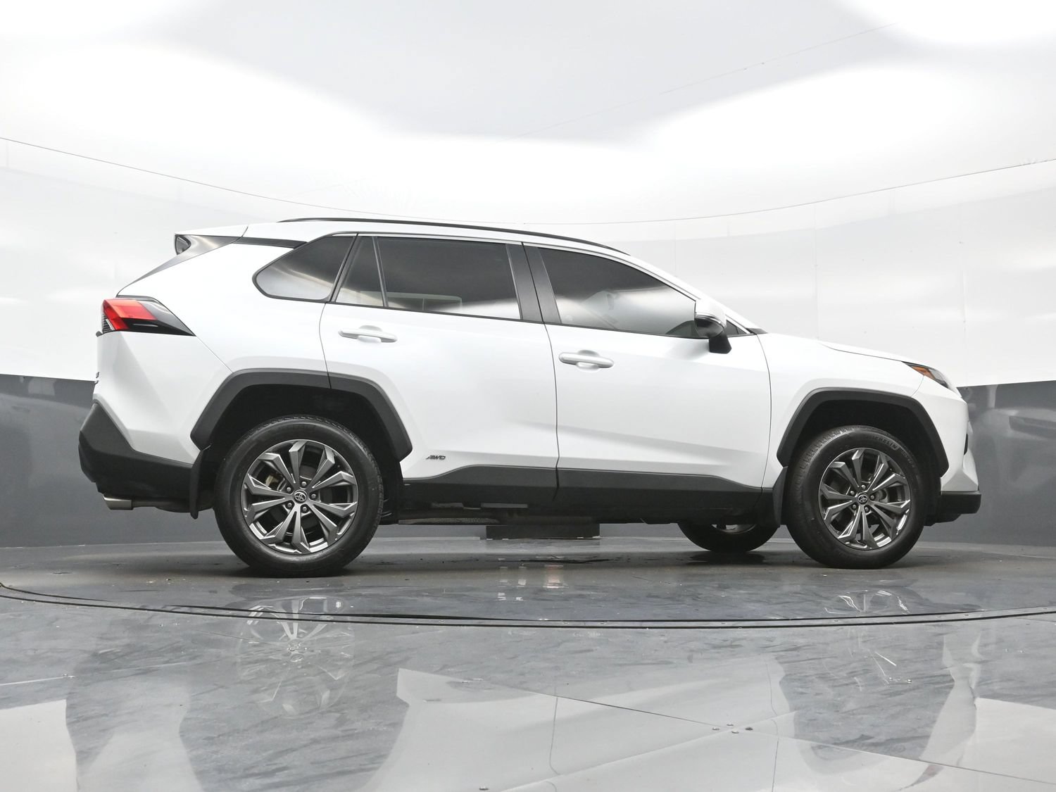 Used 2024 Toyota RAV4 XLE Premium w/ Weather Package AWD/4WD image 35