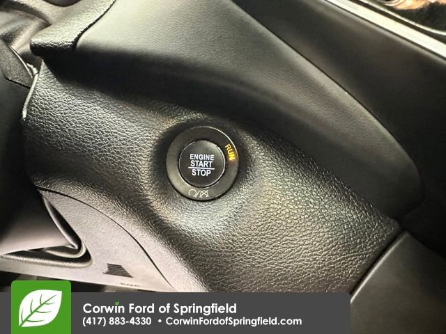 Used 2019 Jeep Cherokee Overland w/ Technology Group image 29