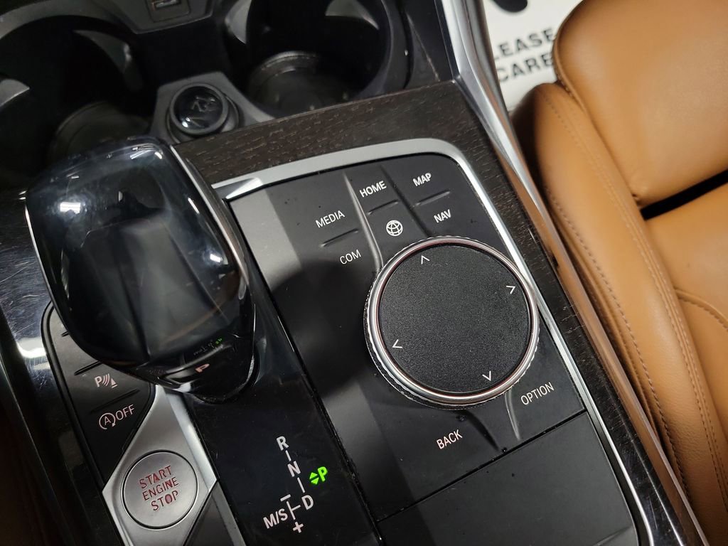 Used 2019 BMW 330i xDrive Sedan w/ Premium Package image 18