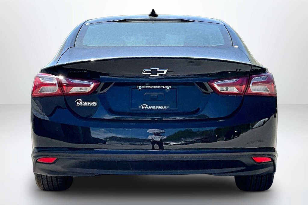 Used 2024 Chevrolet Malibu LT w/ Midnight Edition FWD image 6