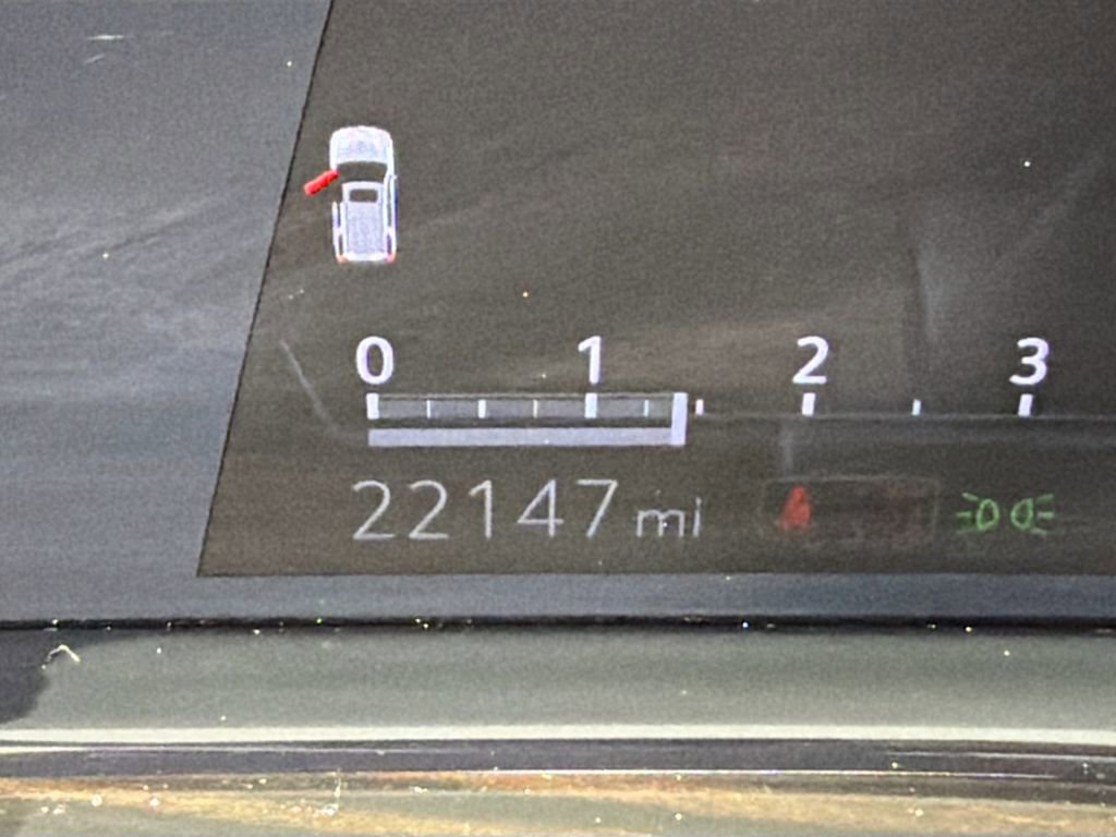 Certified 2023 Cadillac Escalade Sport w/ LPO, ONYX Package image 14