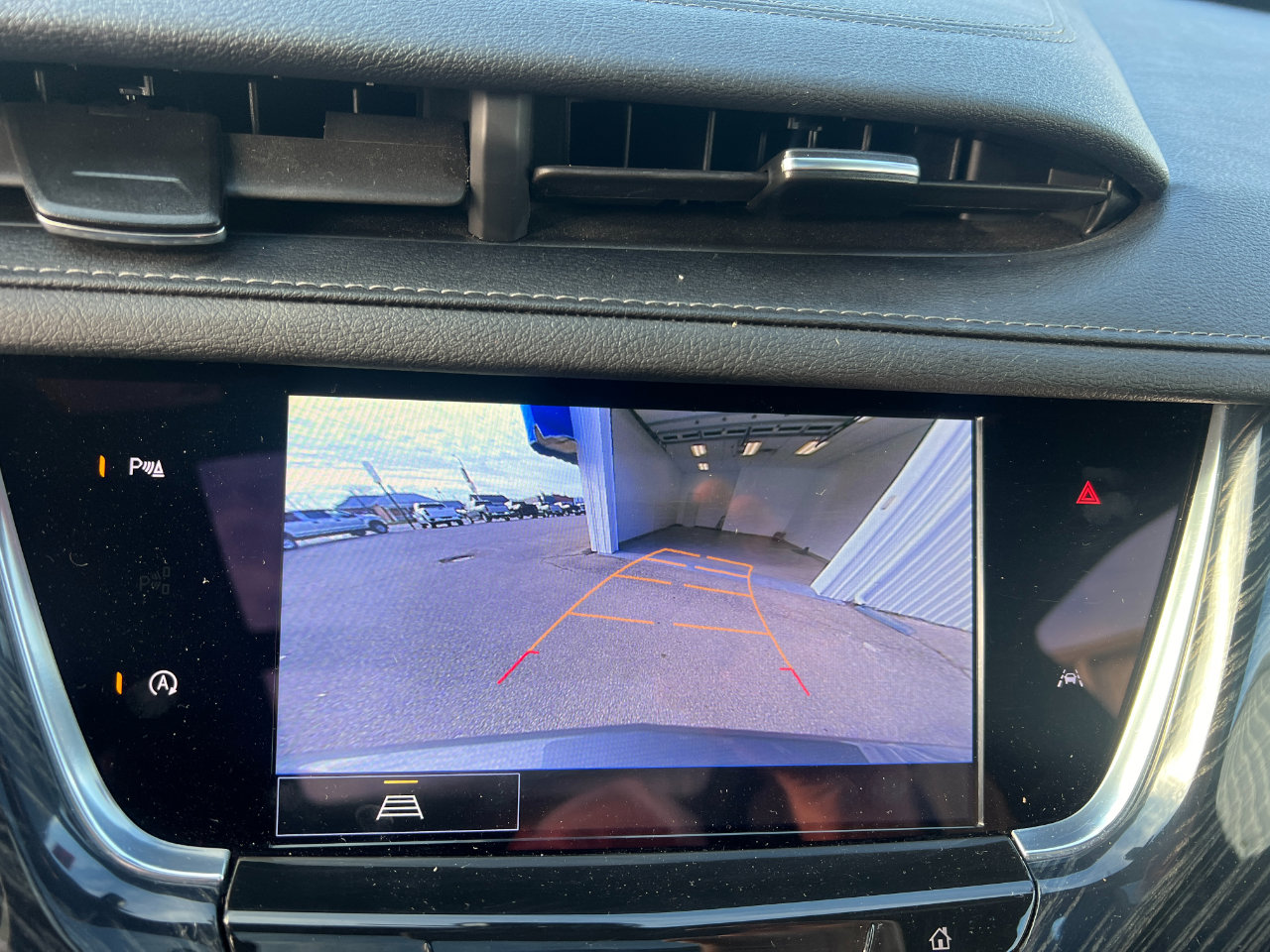 Used 2024 Cadillac XT6 Premium Luxury image 52