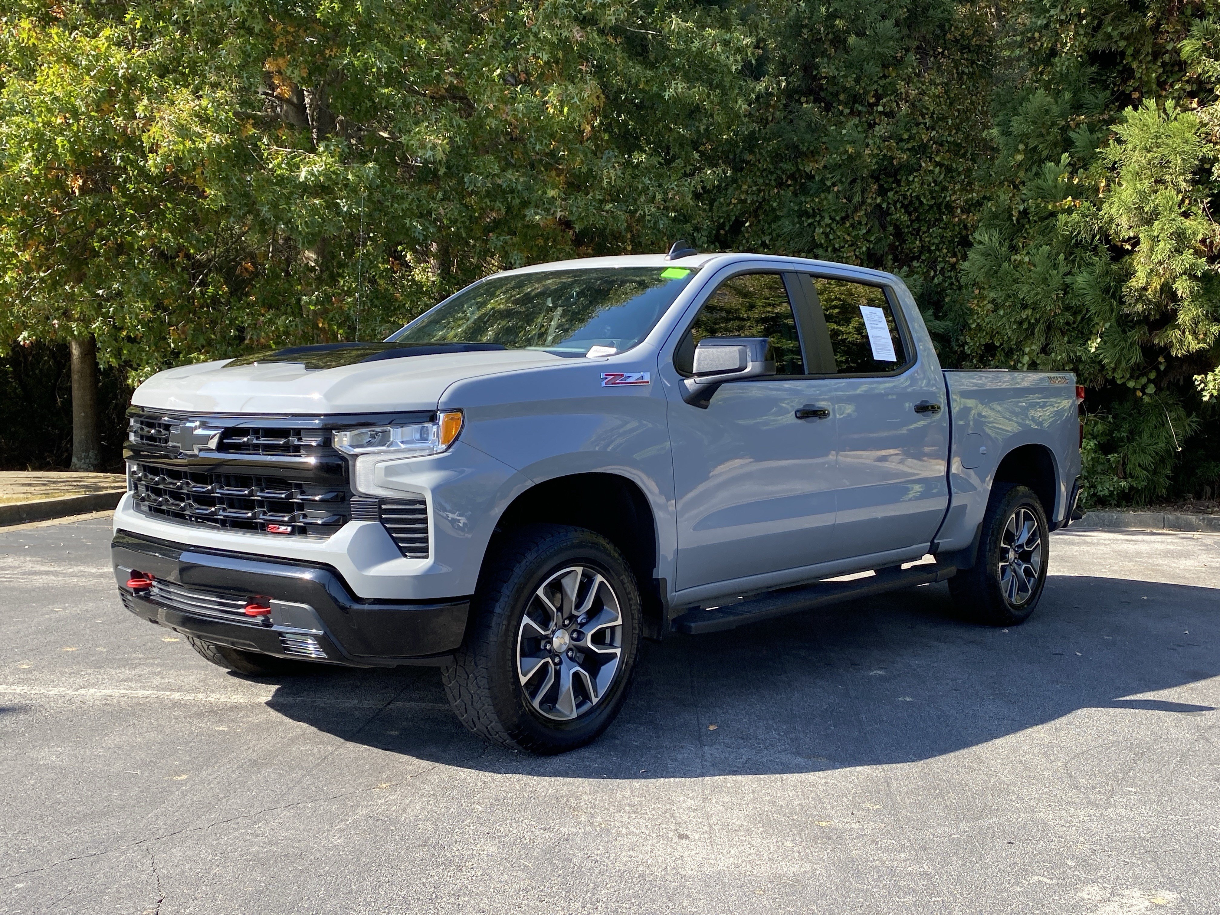 Used 2024 Chevrolet Silverado 1500 LT Trail Boss w/ Convenience Package II AWD/4WD image 5