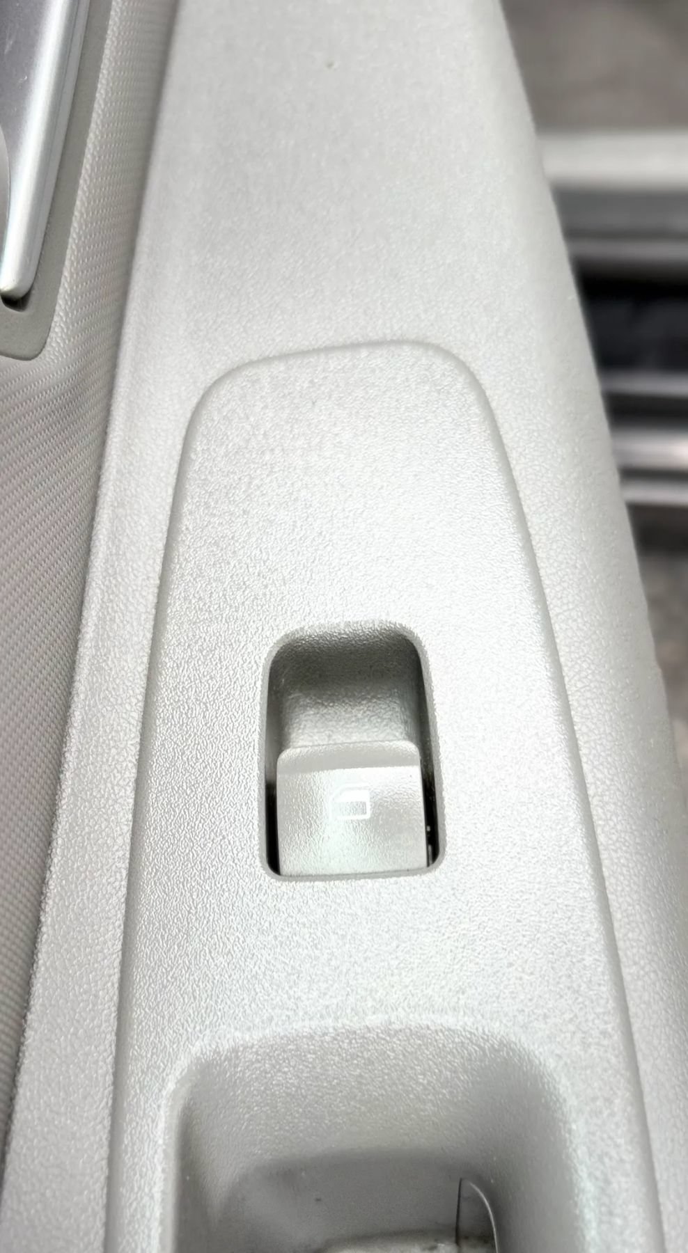 Used 2023 Hyundai Elantra SEL w/ Convenience Package FWD image 28