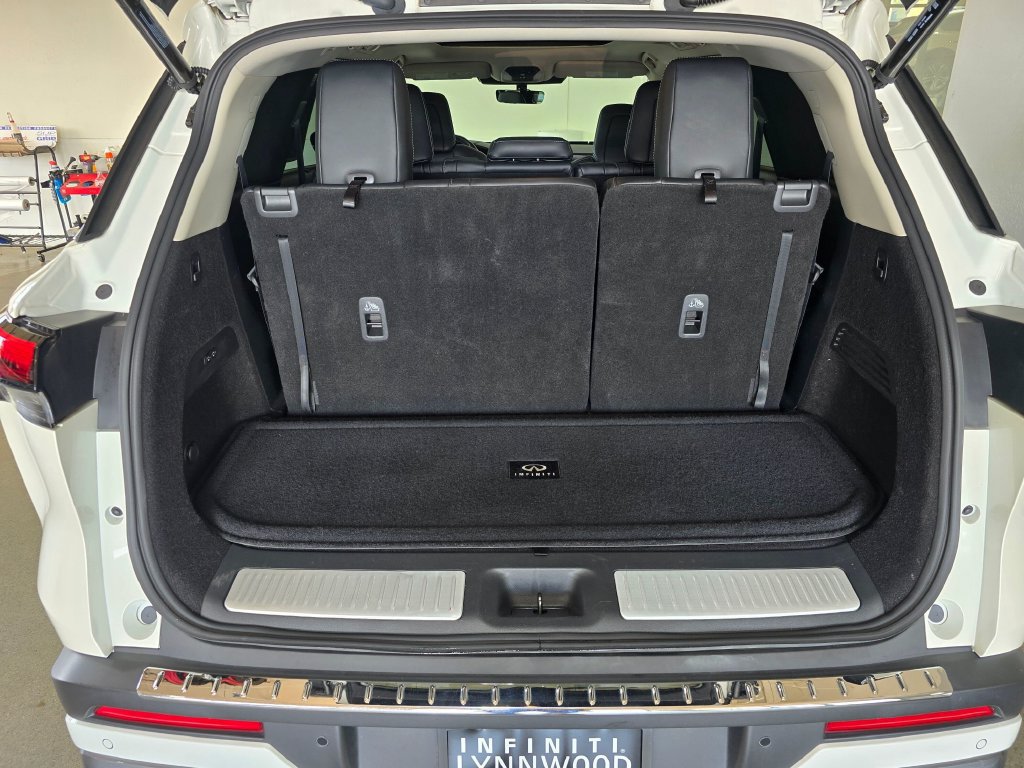 Certified 2024 INFINITI QX60 Sensory w/ Cargo Package AWD/4WD image 25