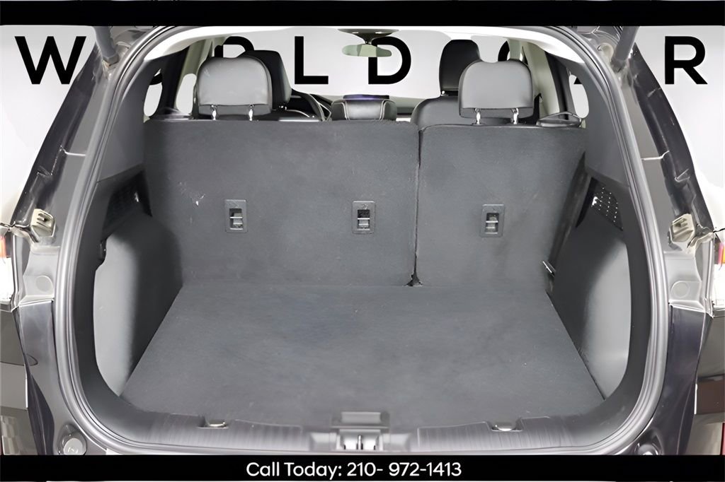 Used 2021 Ford Escape SEL FWD image 31