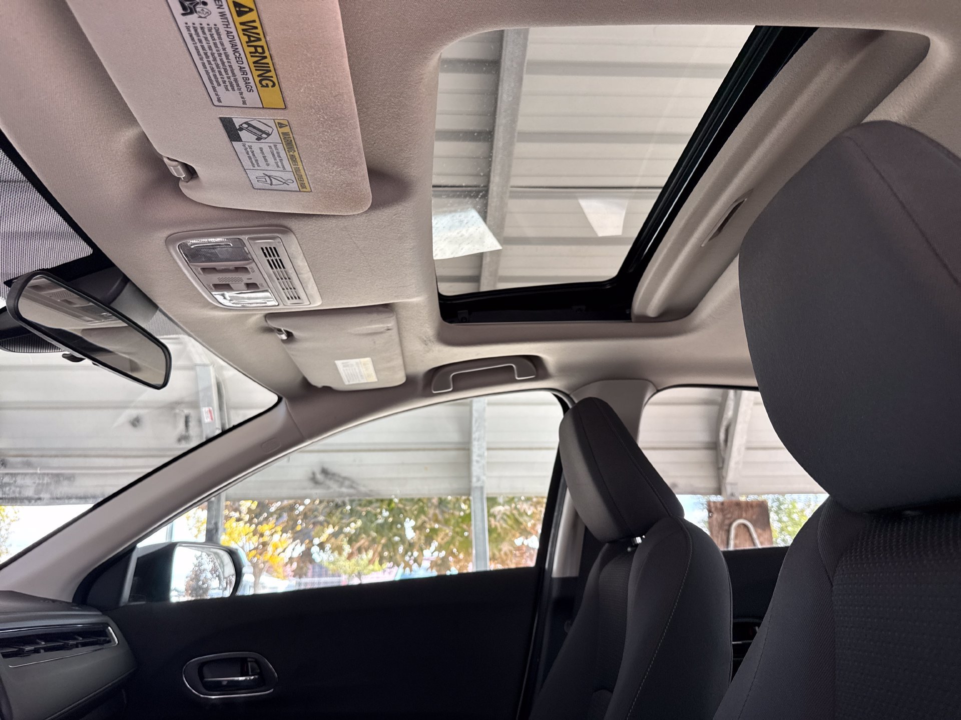 Used 2022 Honda HR-V EX image 16