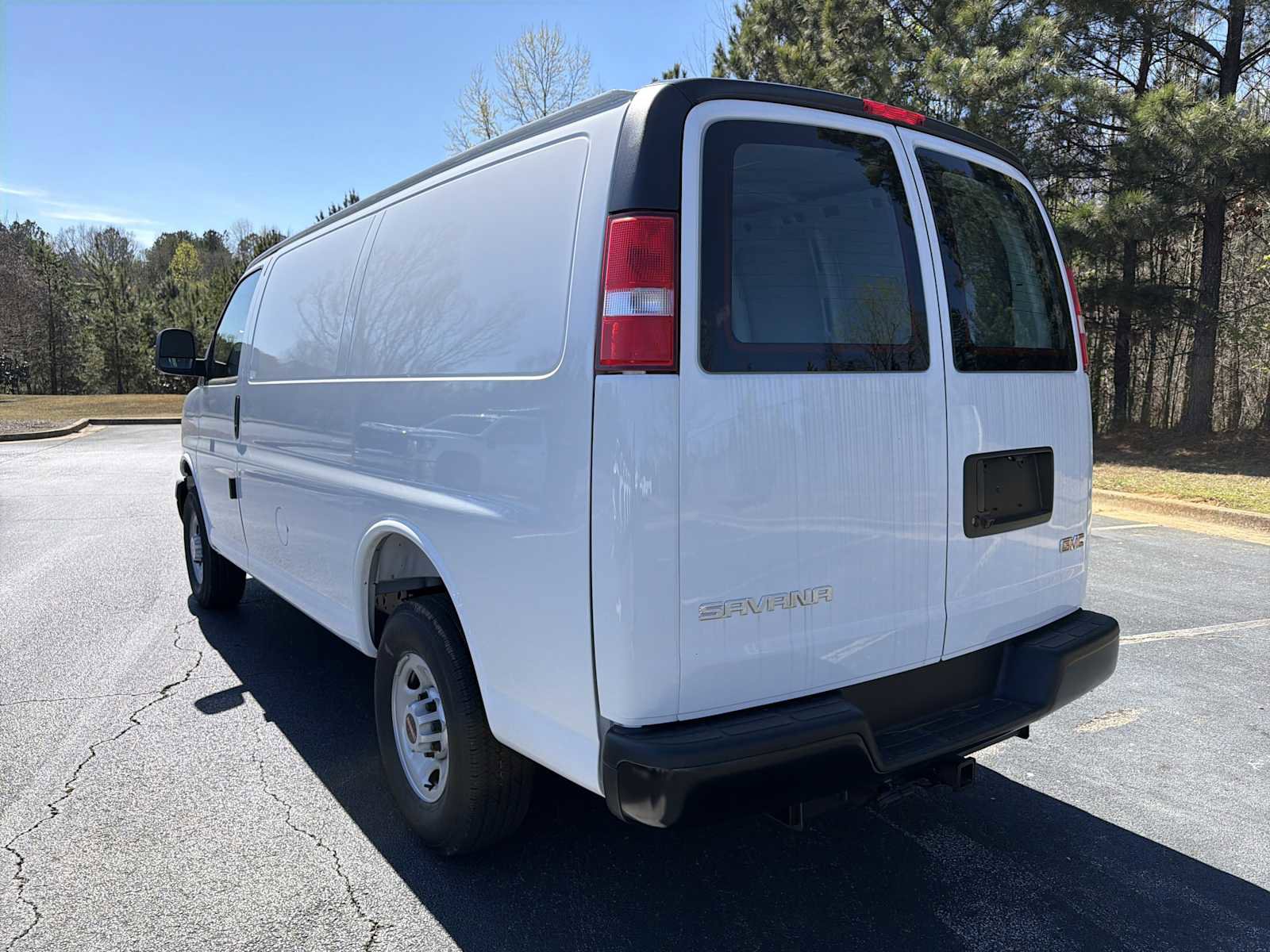 New 2025 GMC Savana 2500 w/ Driver Convenience Package image 4