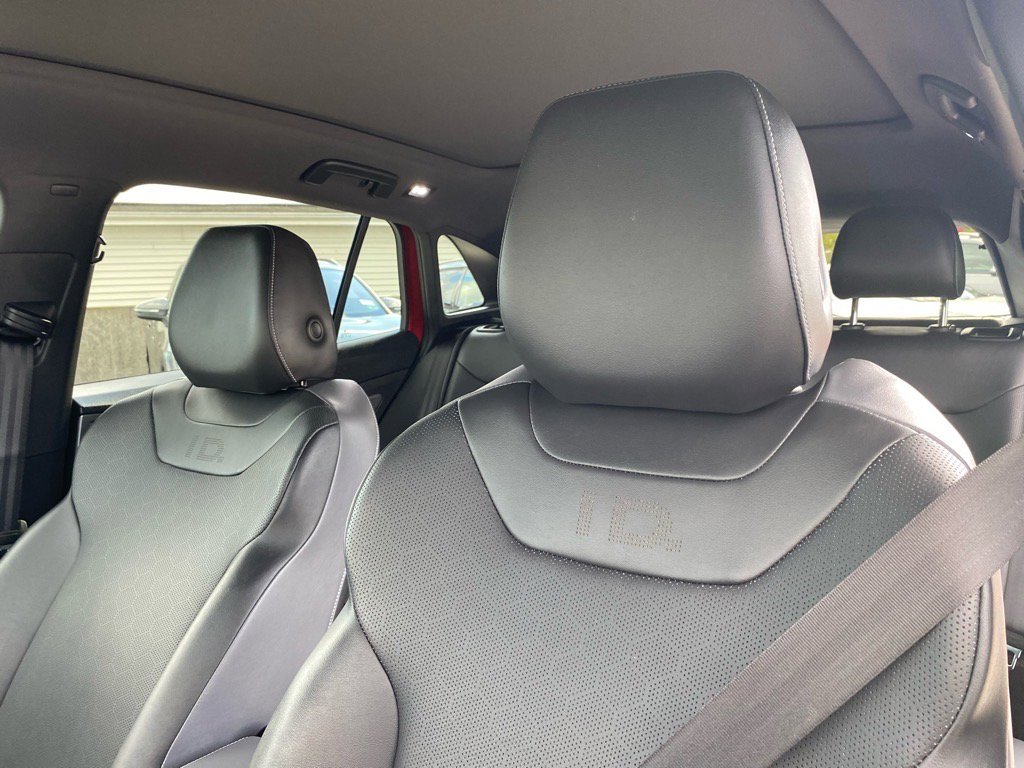 Used 2023 Volkswagen ID.4 Pro S image 13