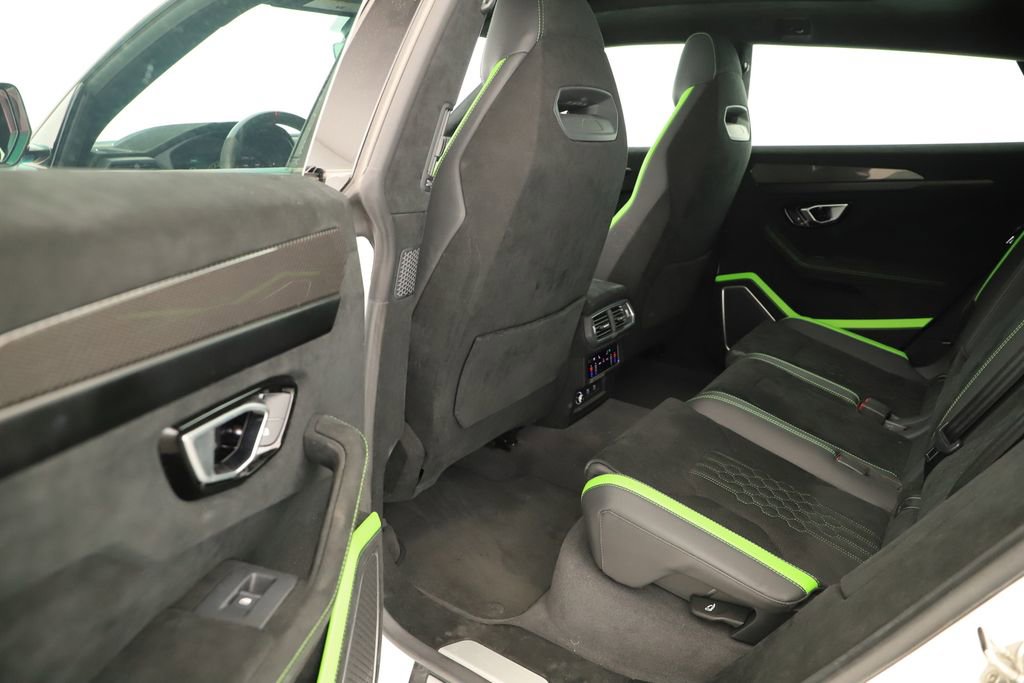 Used 2023 Lamborghini Urus Performante image 35