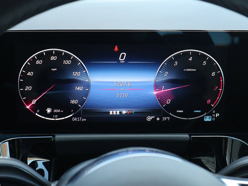 Certified 2025 Mercedes-Benz GLA 250 4MATIC image 30