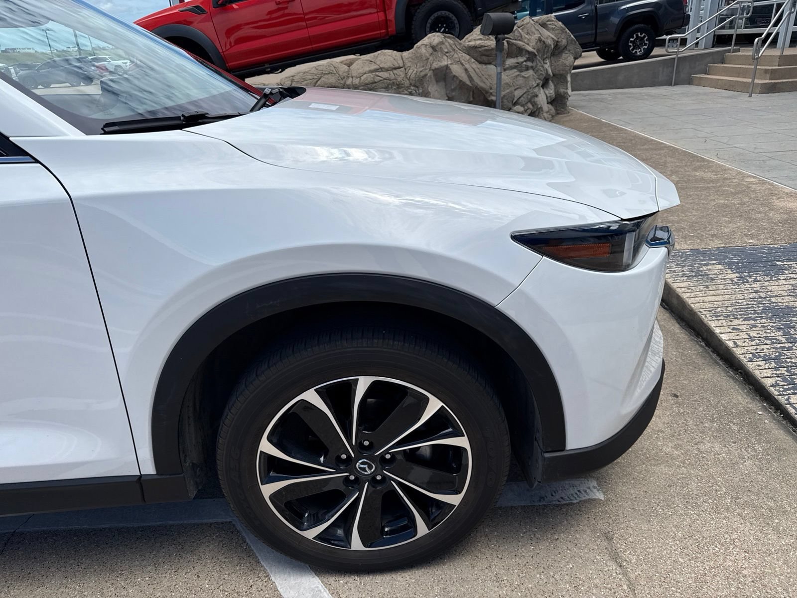 Used 2023 MAZDA CX-5 AWD 2.5 S w/ Premium Package image 4