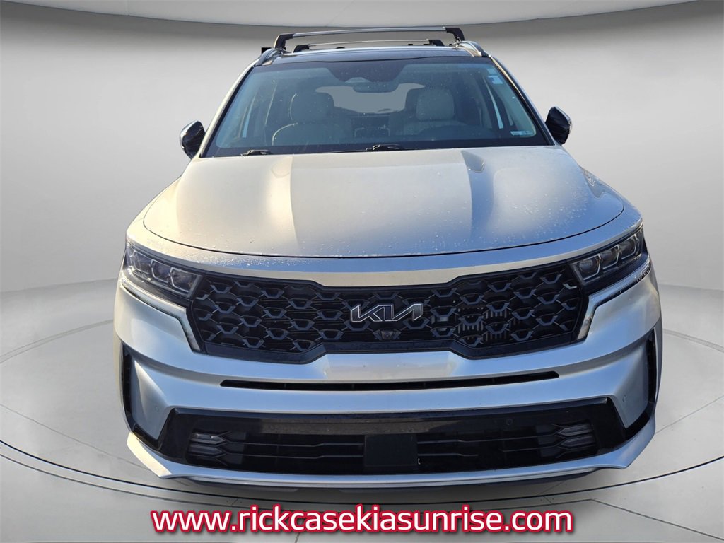 Used 2022 Kia Sorento SX image 3