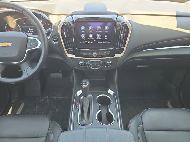 Used 2020 Chevrolet Traverse LT w/ LPO, Blackout Package AWD/4WD image 11