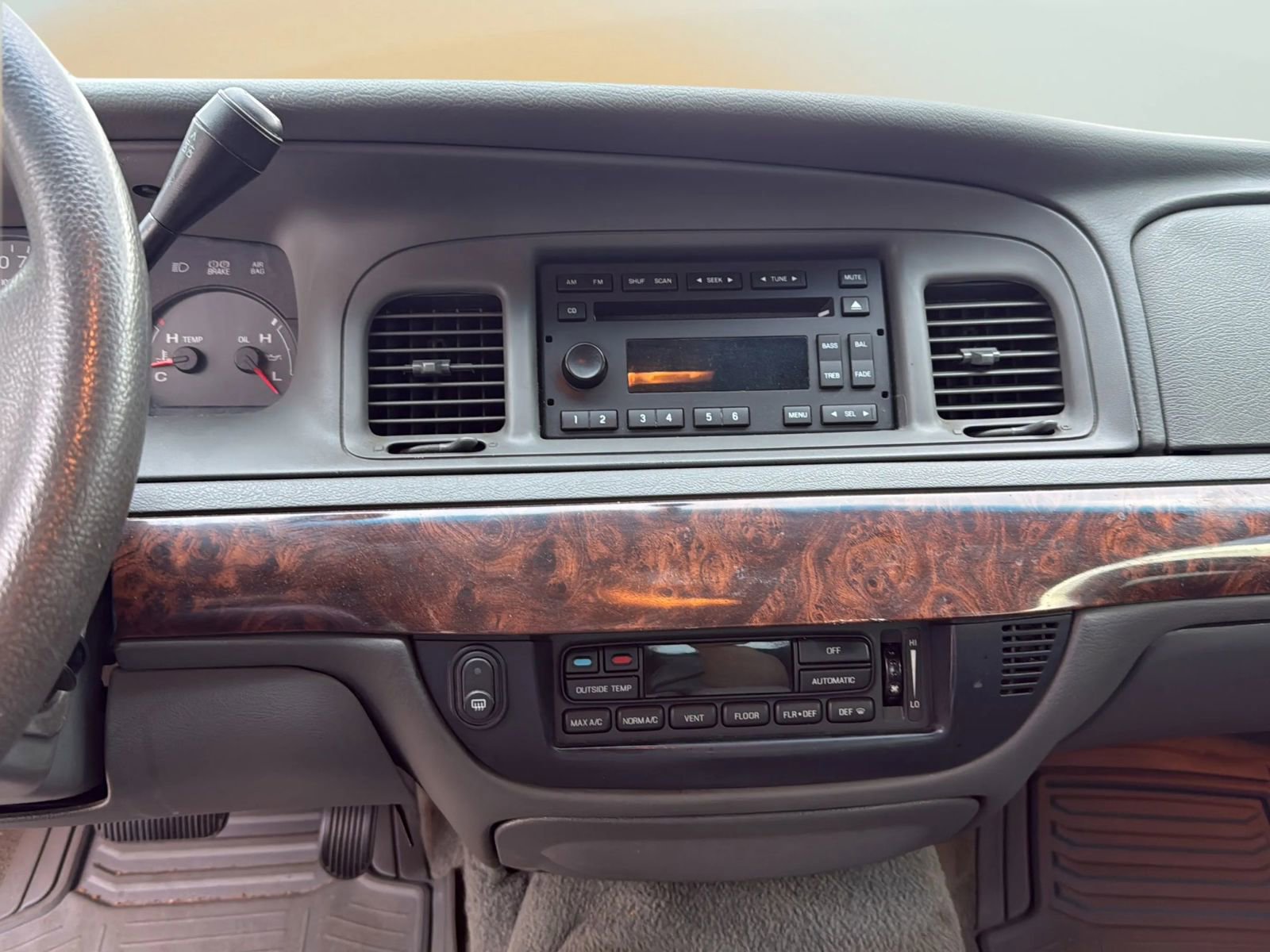 Used 2005 Mercury Grand Marquis LS image 14