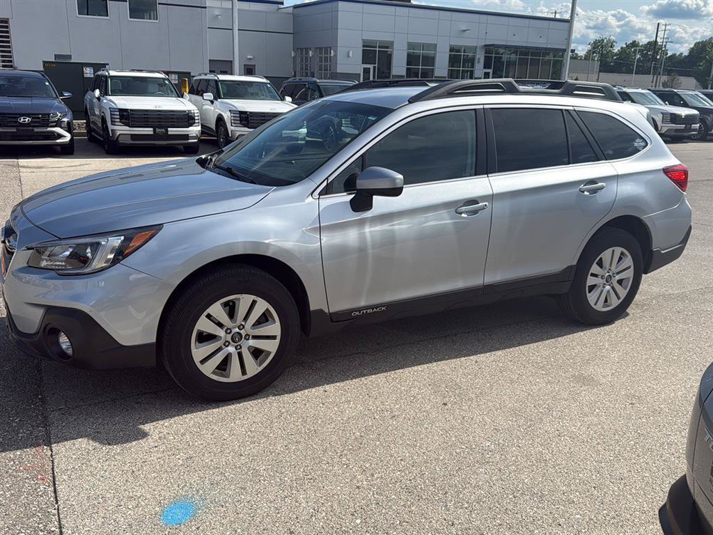 Used 2019 Subaru Outback 2.5i Premium AWD/4WD image 21