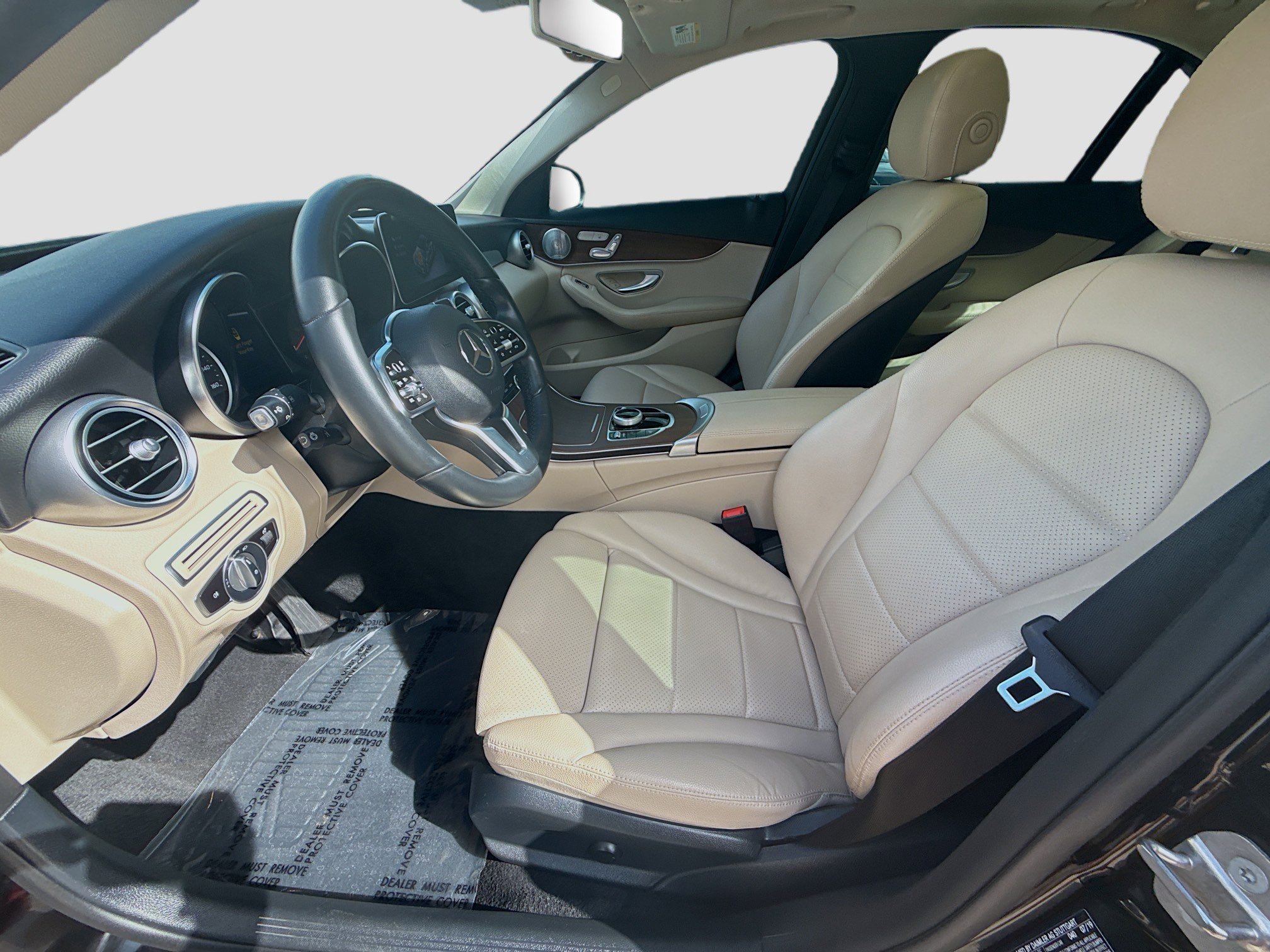 Used 2020 Mercedes-Benz C 300 4MATIC Sedan w/ Premium Package image 18