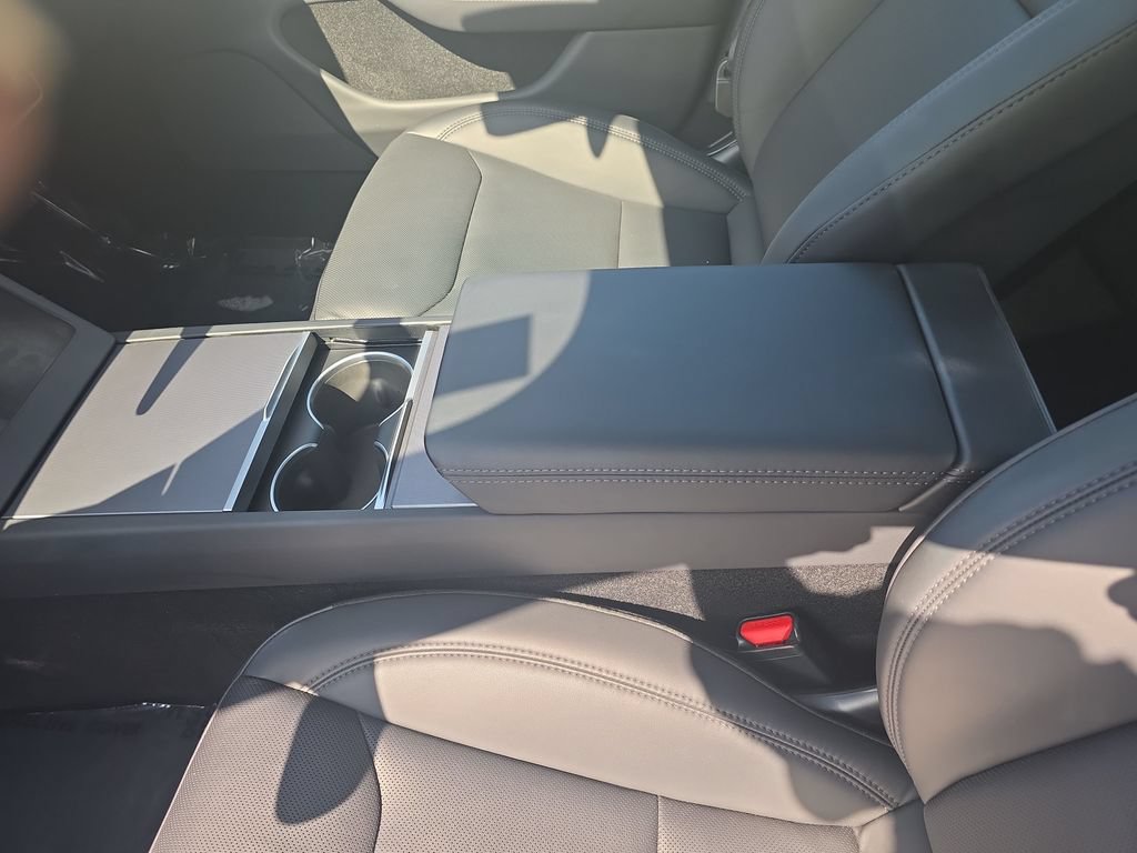 Used 2025 Tesla Model 3 RWD image 23