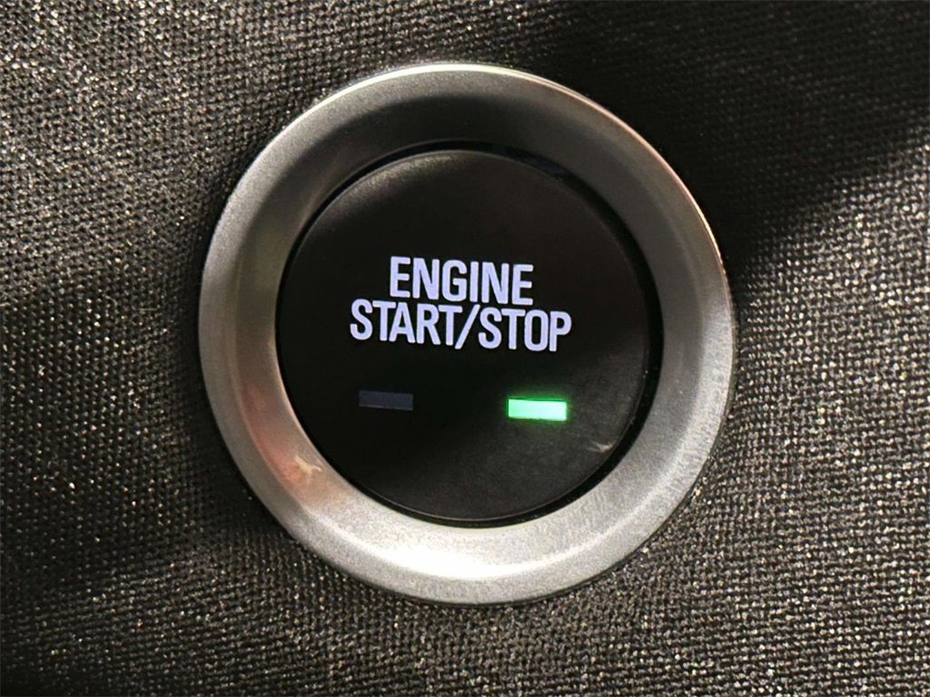 Used 2022 Chevrolet Malibu LT image 29