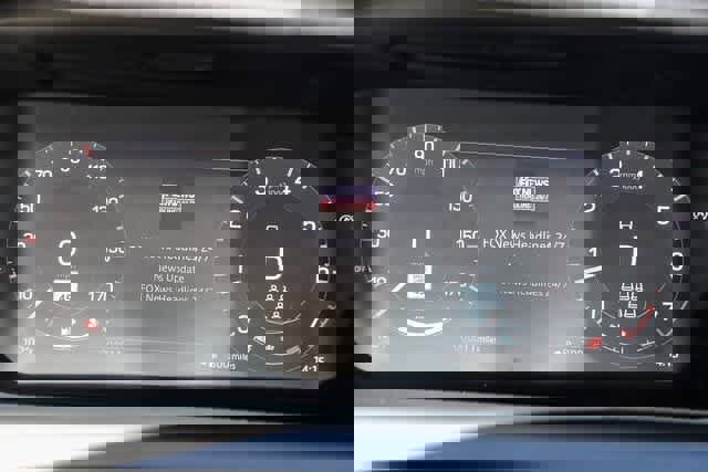 New 2024 Land Rover Discovery Sport S image 24