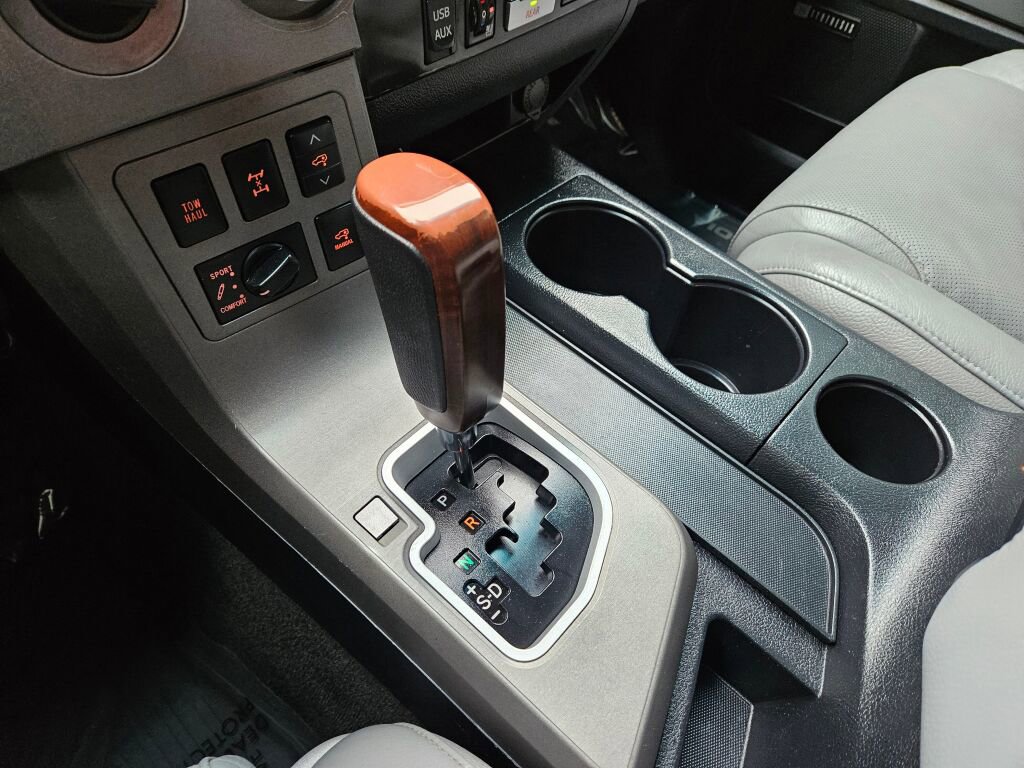 Used 2012 Toyota Sequoia Platinum image 7