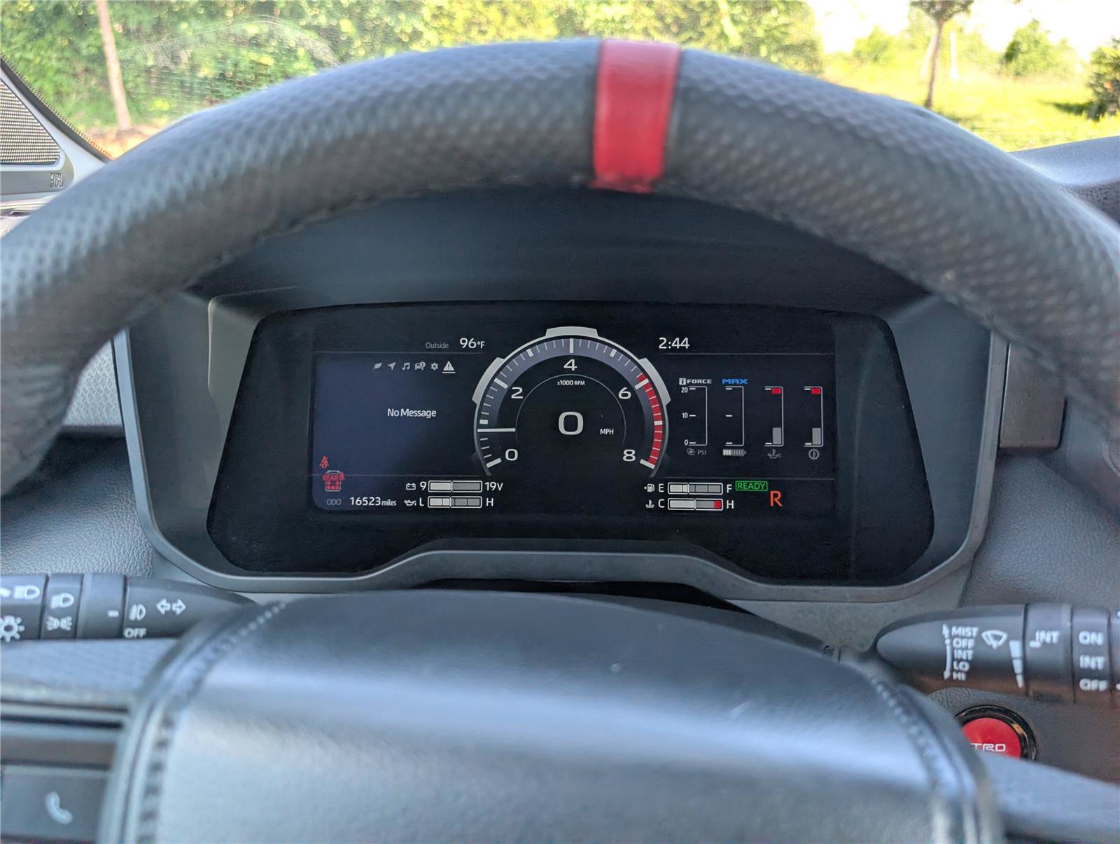 Used 2025 Toyota Sequoia TRD Pro AWD/4WD image 32