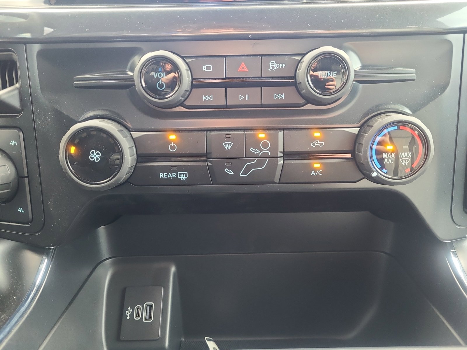 New 2025 Ford F150 STX w/ Equipment Group 200A image 29