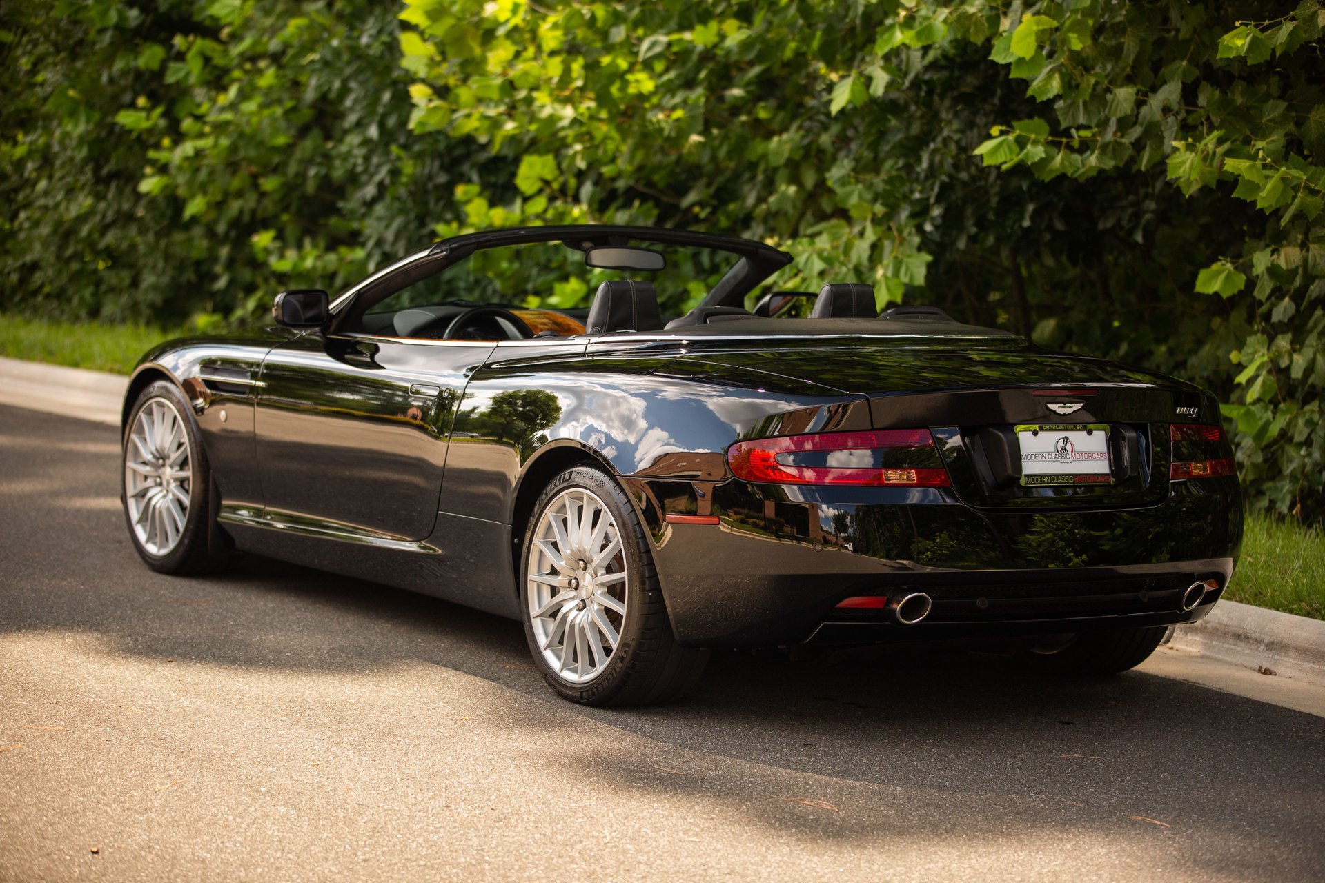 Used 2007 Aston Martin DB9 Volante RWD image 14