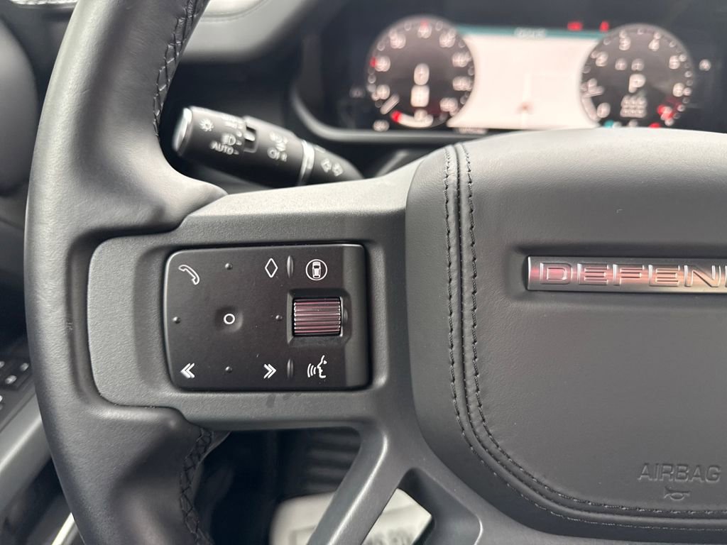 Used 2024 Land Rover Defender 130 X image 22