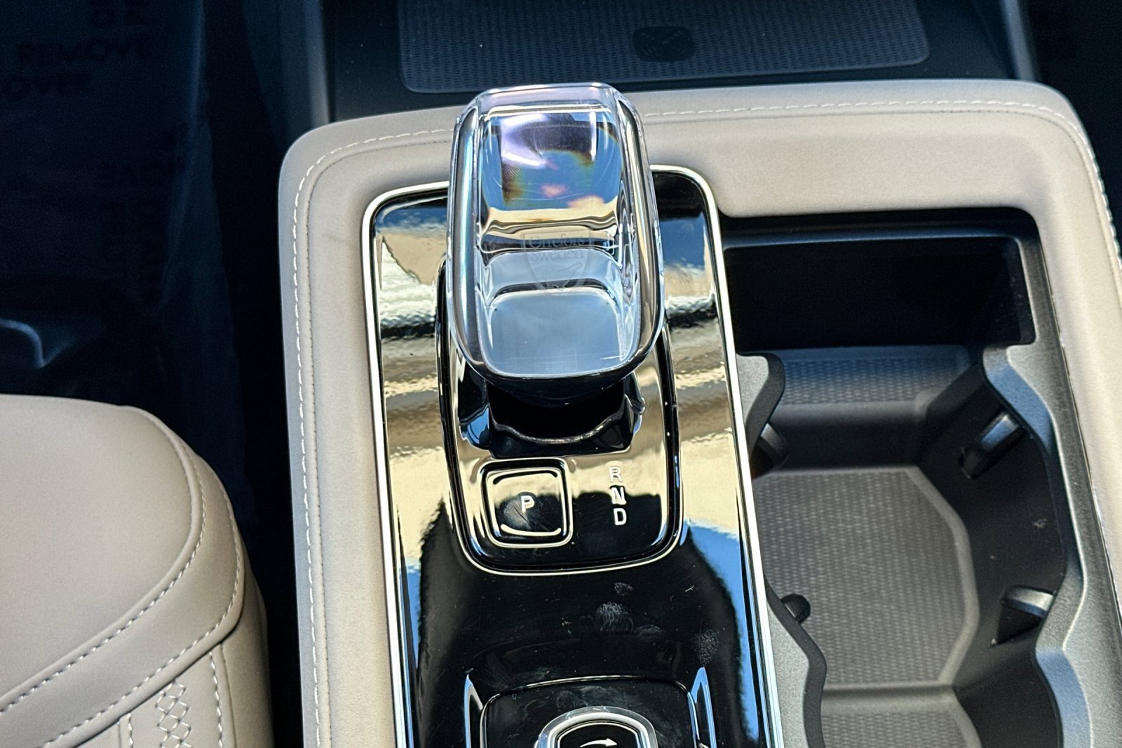 New 2026 Volvo XC90 T8 Plus image 24