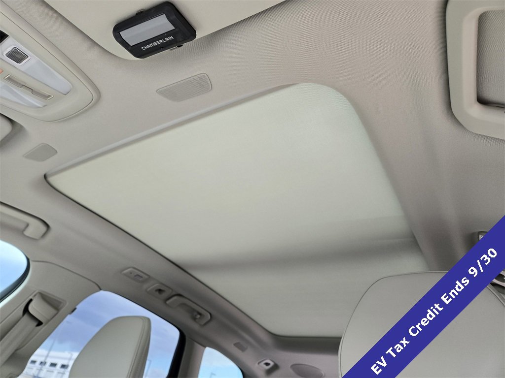 New 2026 Volvo XC60 T8 Ultra image 10