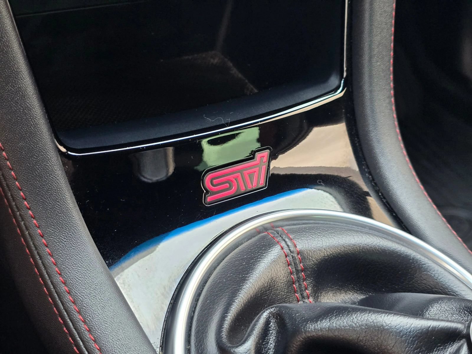 Used 2020 Subaru WRX STI AWD/4WD image 32