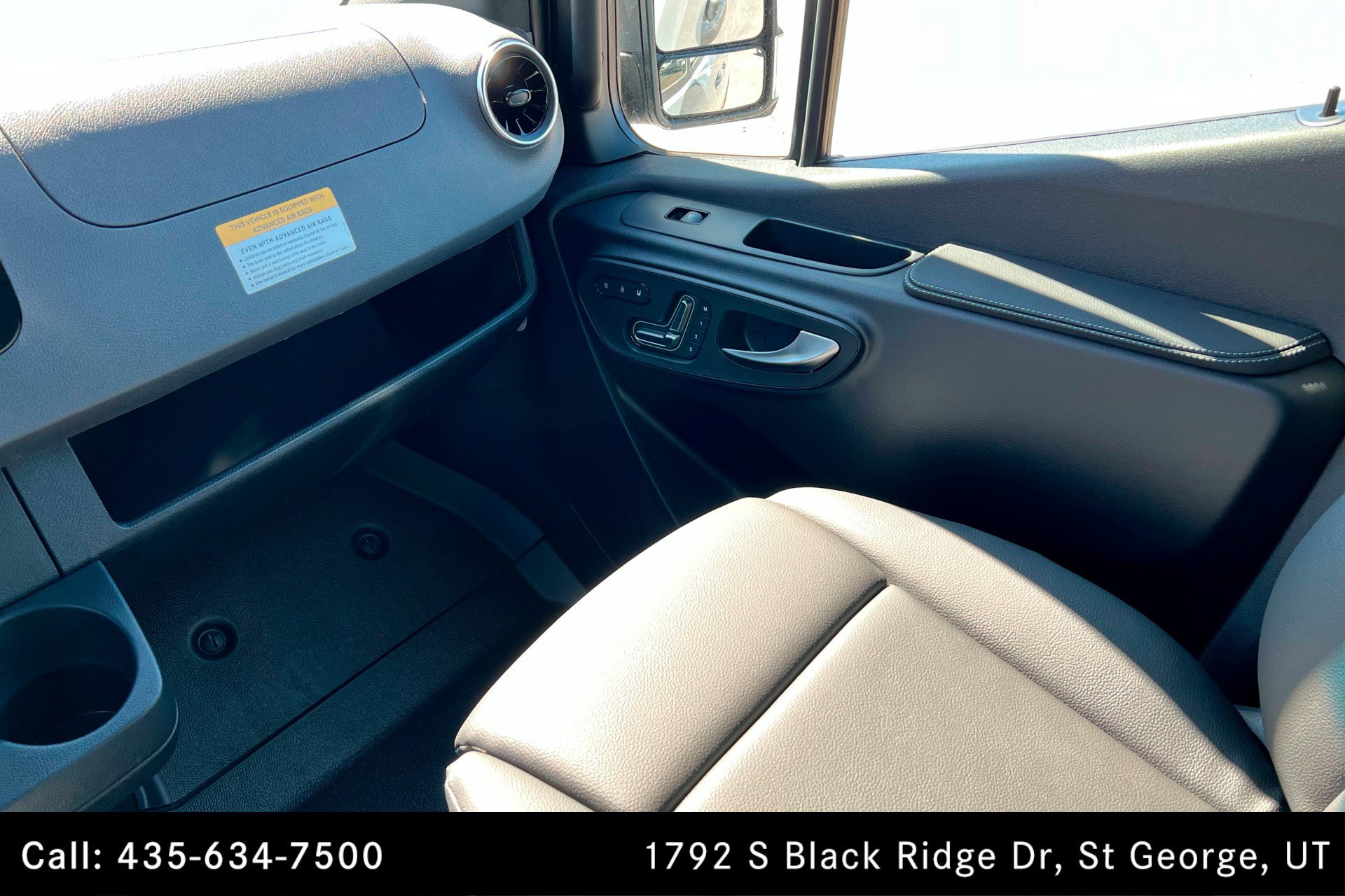 Used 2025 Mercedes-Benz Sprinter 2500 image 10