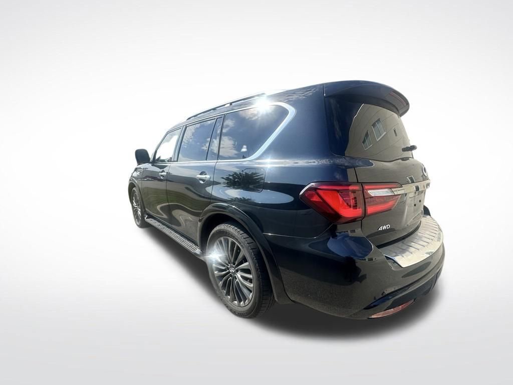 Used 2024 INFINITI QX80 Sensory AWD/4WD image 4