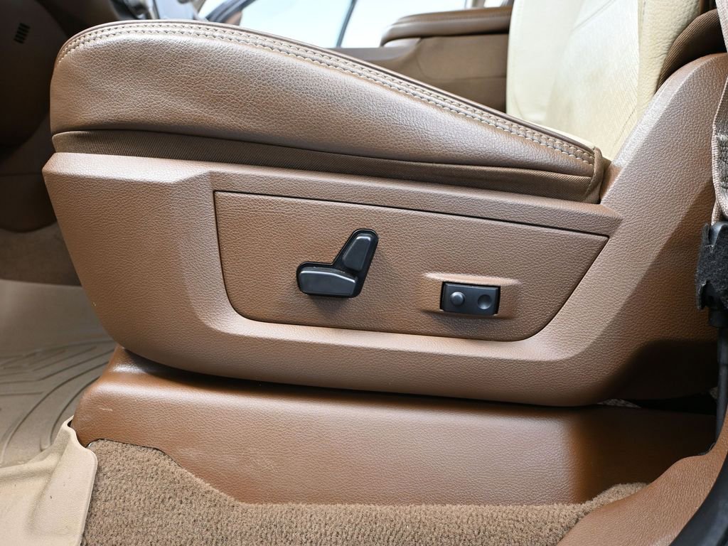 Used 2022 RAM 2500 Laramie w/ Body Color Bumper Group image 21