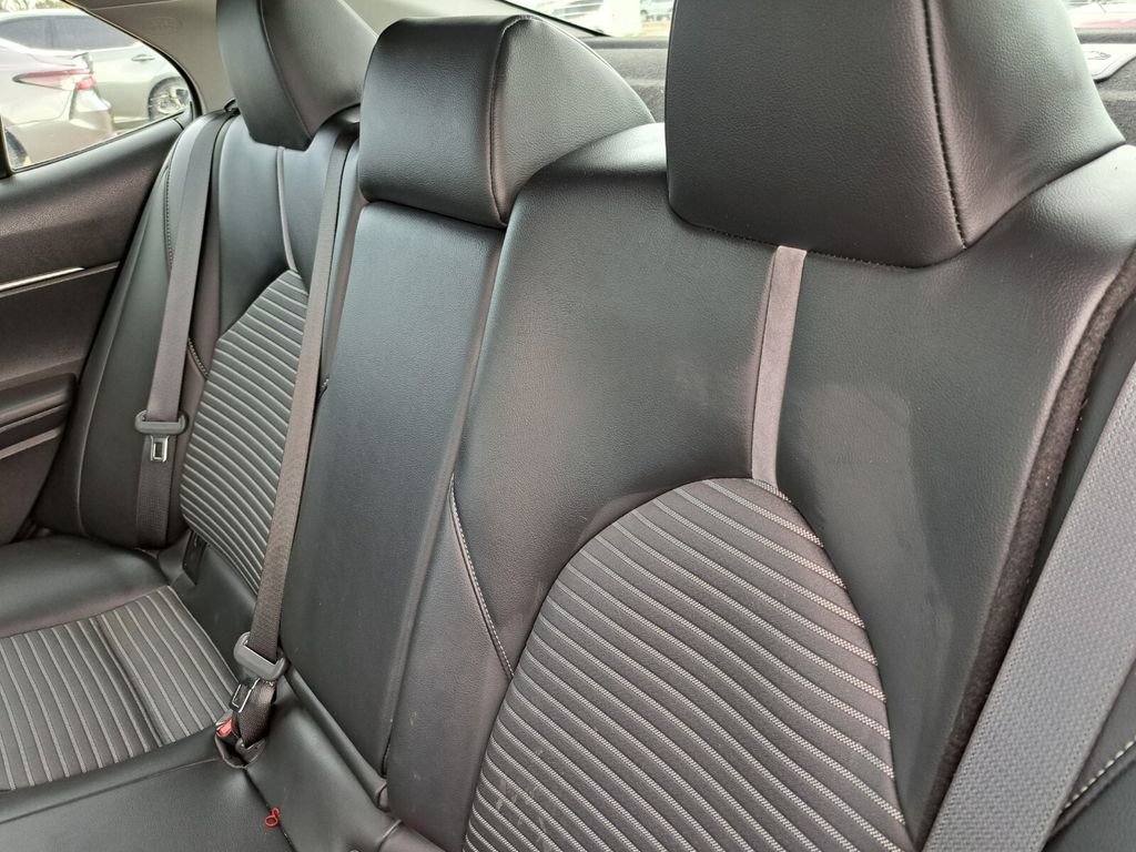 Used 2023 Toyota Camry SE image 23