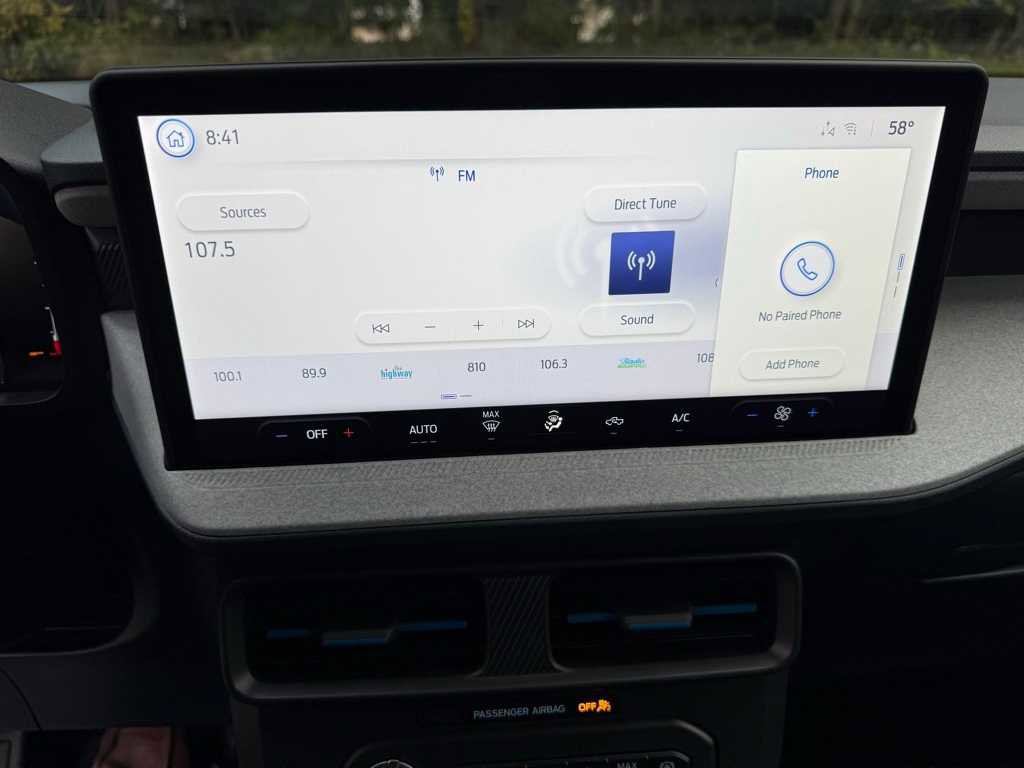 New 2025 Ford Maverick XLT image 14