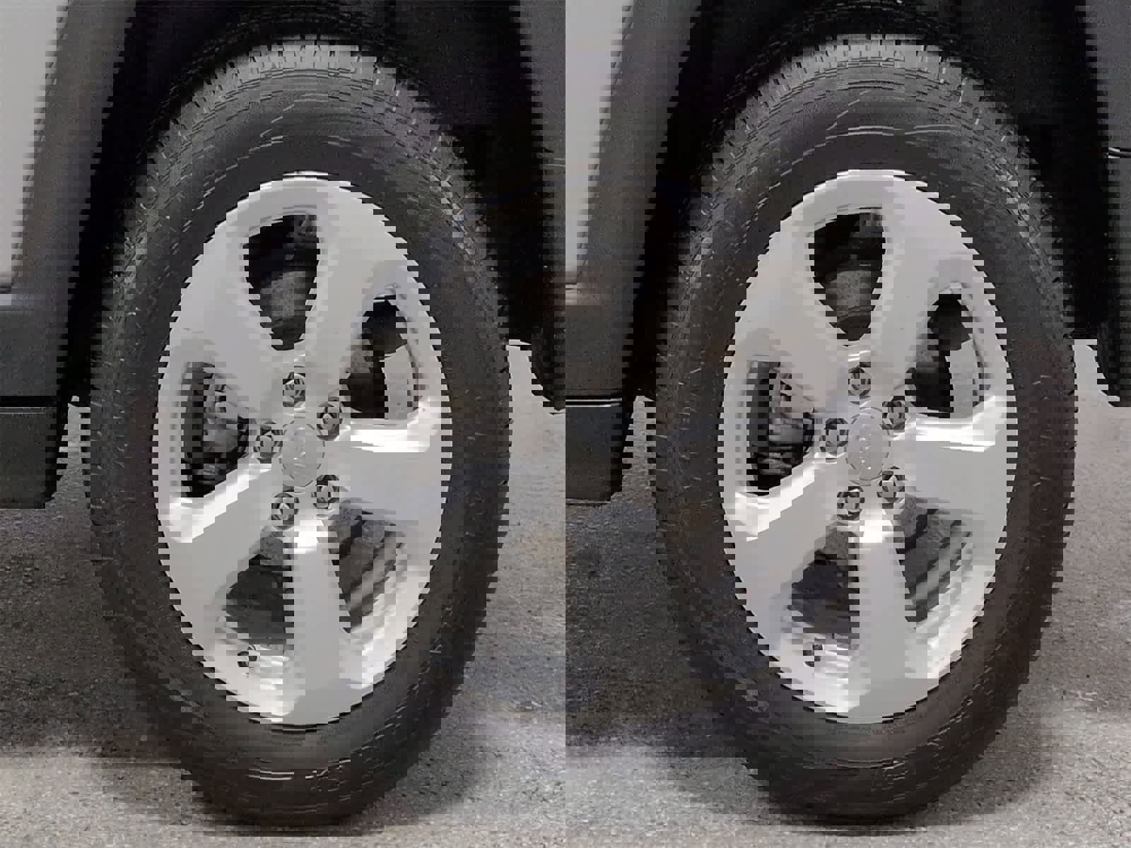 Certified 2021 Jeep Compass Latitude w/ Convenience Group image 14