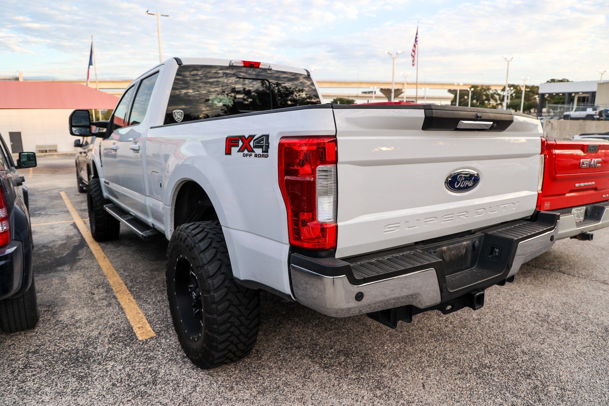 Used 2019 Ford F250 Lariat w/ Lariat Value Package AWD/4WD image 9