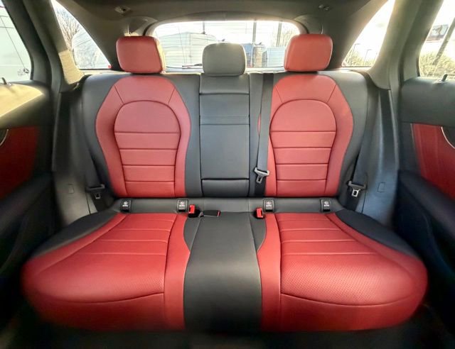 Used 2020 Mercedes-Benz GLC 300 4MATIC image 16