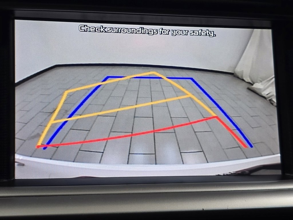 Used 2020 Kia Optima LX image 5