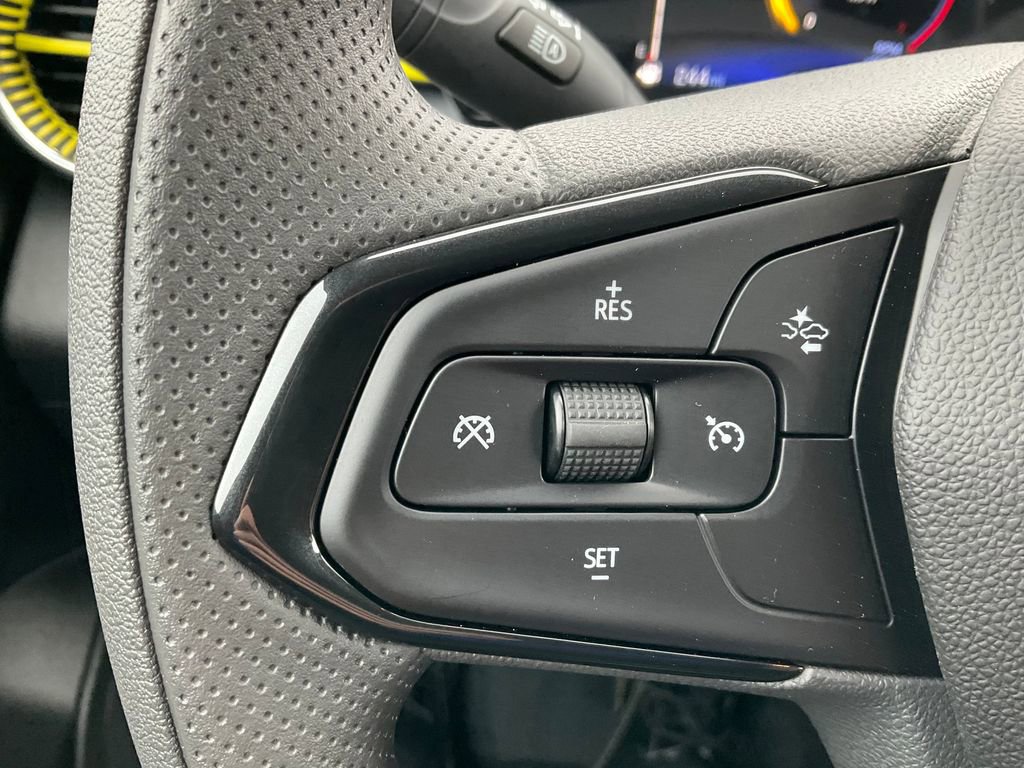 New 2026 Chevrolet Trax LT FWD image 6