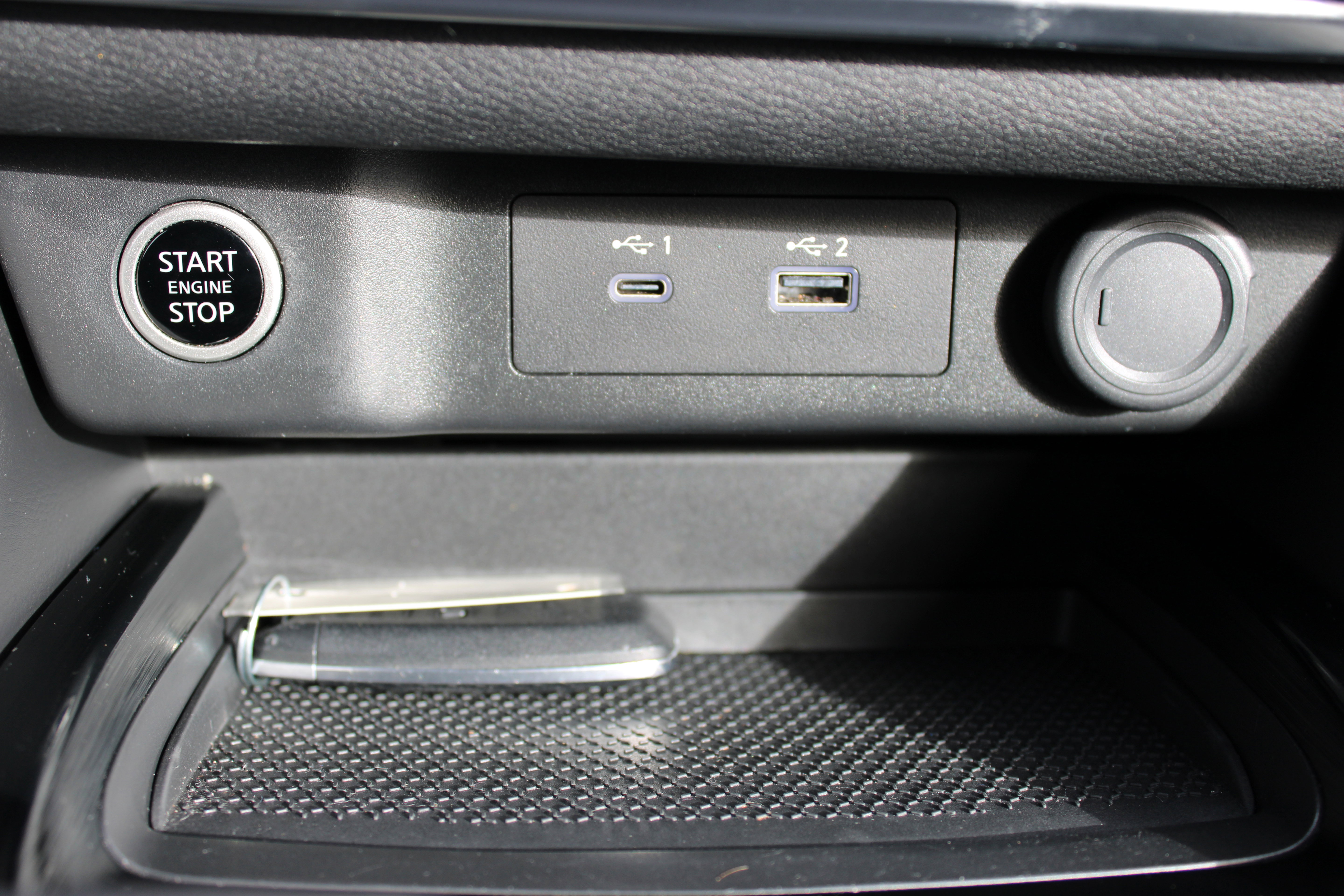 Certified 2023 Nissan Rogue S image 16