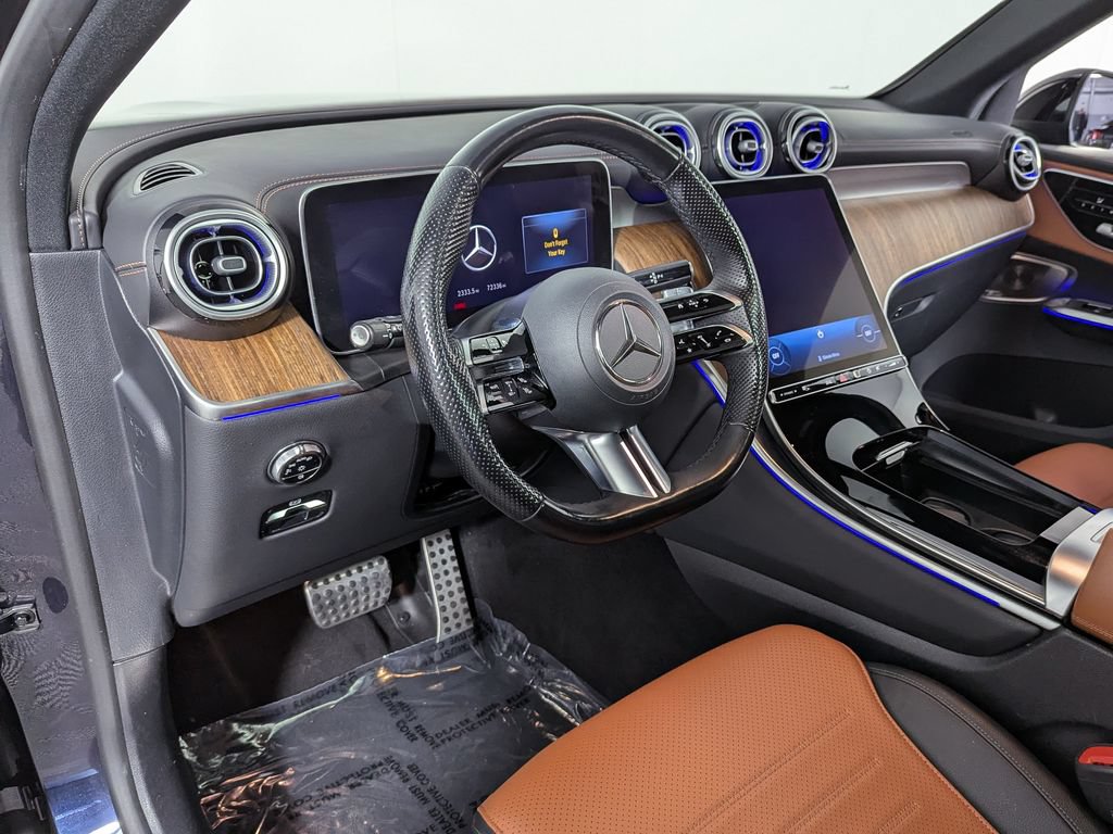Used 2023 Mercedes-Benz GLC 300 4MATIC image 15
