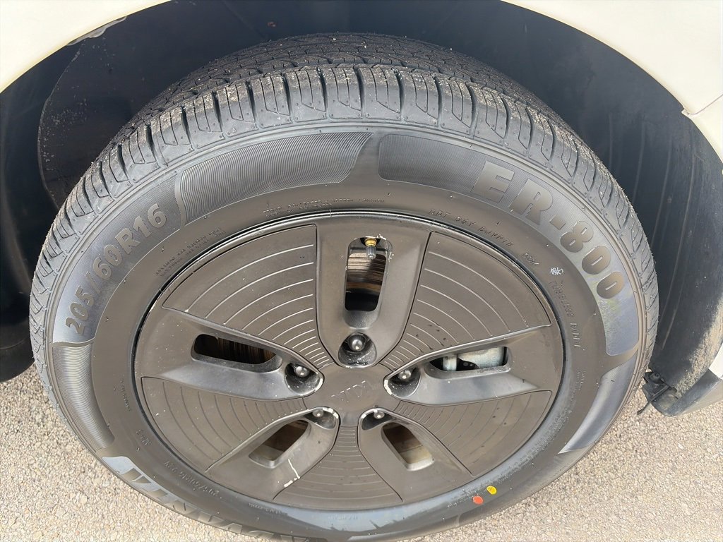 Used 2017 Kia Soul EV image 34