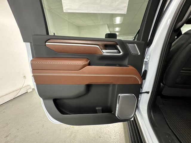 New 2026 GMC Sierra 2500 Denali Ultimate image 8